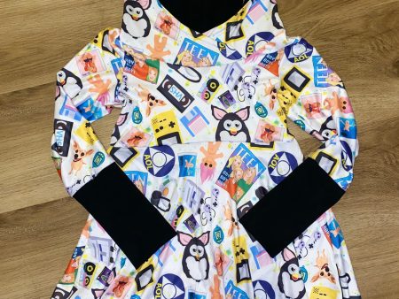 3t-6y 90s kid hooded dress For Sale